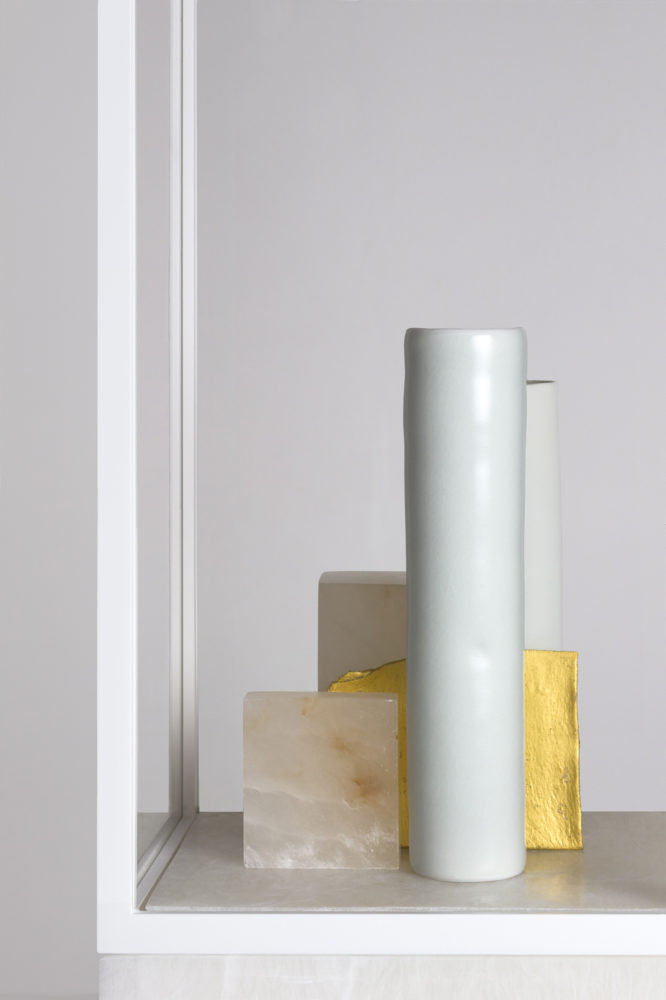EDW counter parti pied several detail small Edmund de Waal