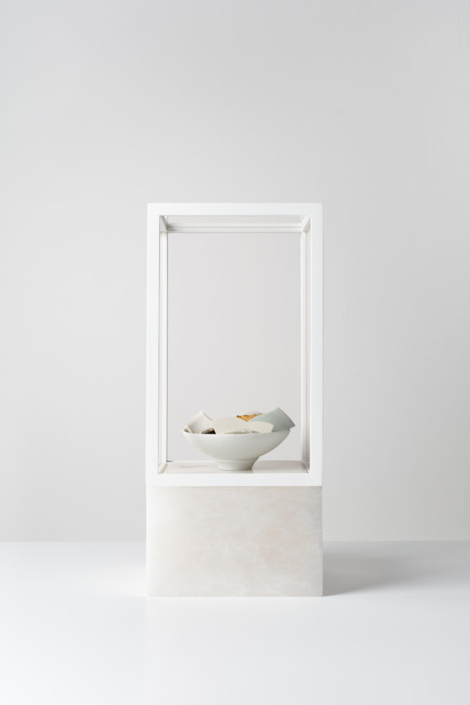 Solid Objects front view Edmund de Waal