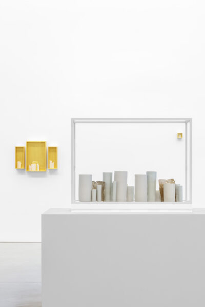 if you came by day not knowing what you came for; divisament dou monde (for M.P.)