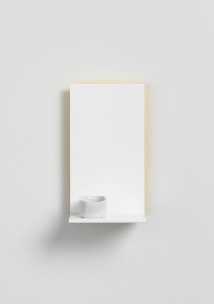 The gorgeous nothings III 01
