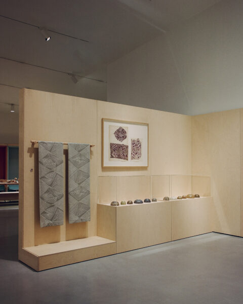 Playing with Fire: Edmund de Waal and Axel Salto, installation view
