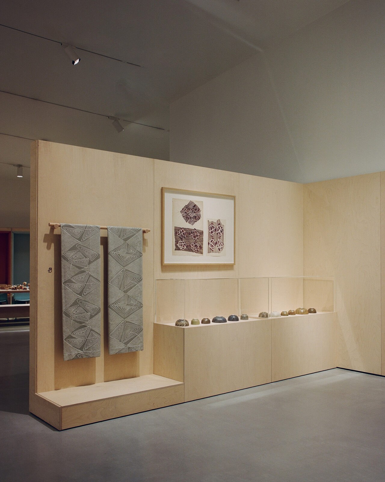 Playing with Fire: Edmund de Waal and Axel Salto, installation view
