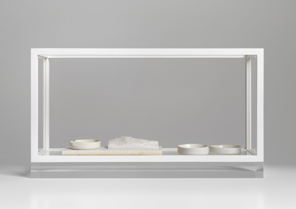 Some gold across the water I 1 Edmund de Waal