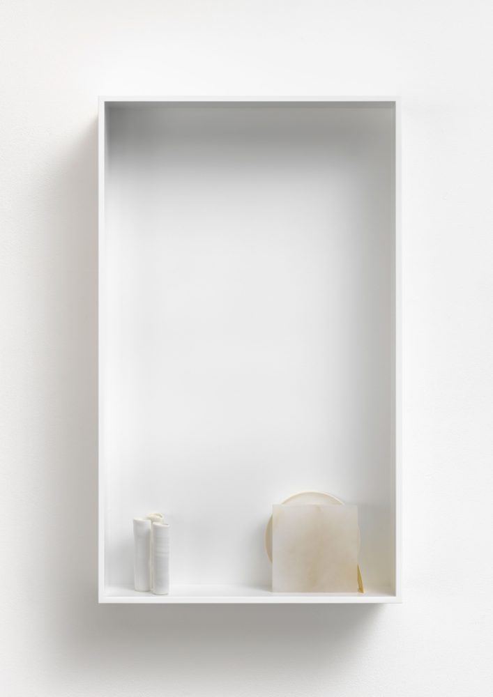 Edmund de Waal still beside her V 01