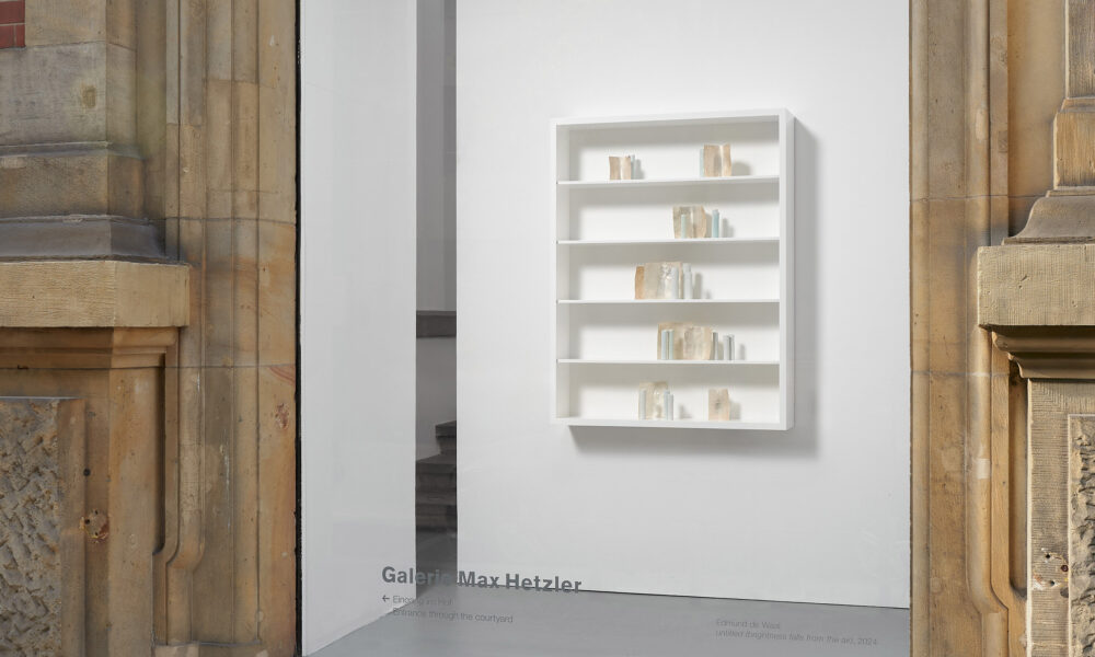 Edmund de Waal Galerie Maz Hetzler Window 1