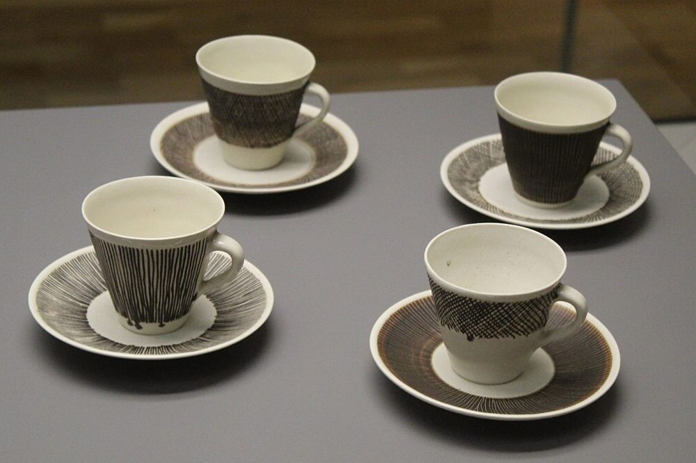 1024px Four cups and saucers by Lucie Rie National Museum Cardiff 01
