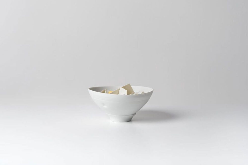 Edmund de Waal writing on white