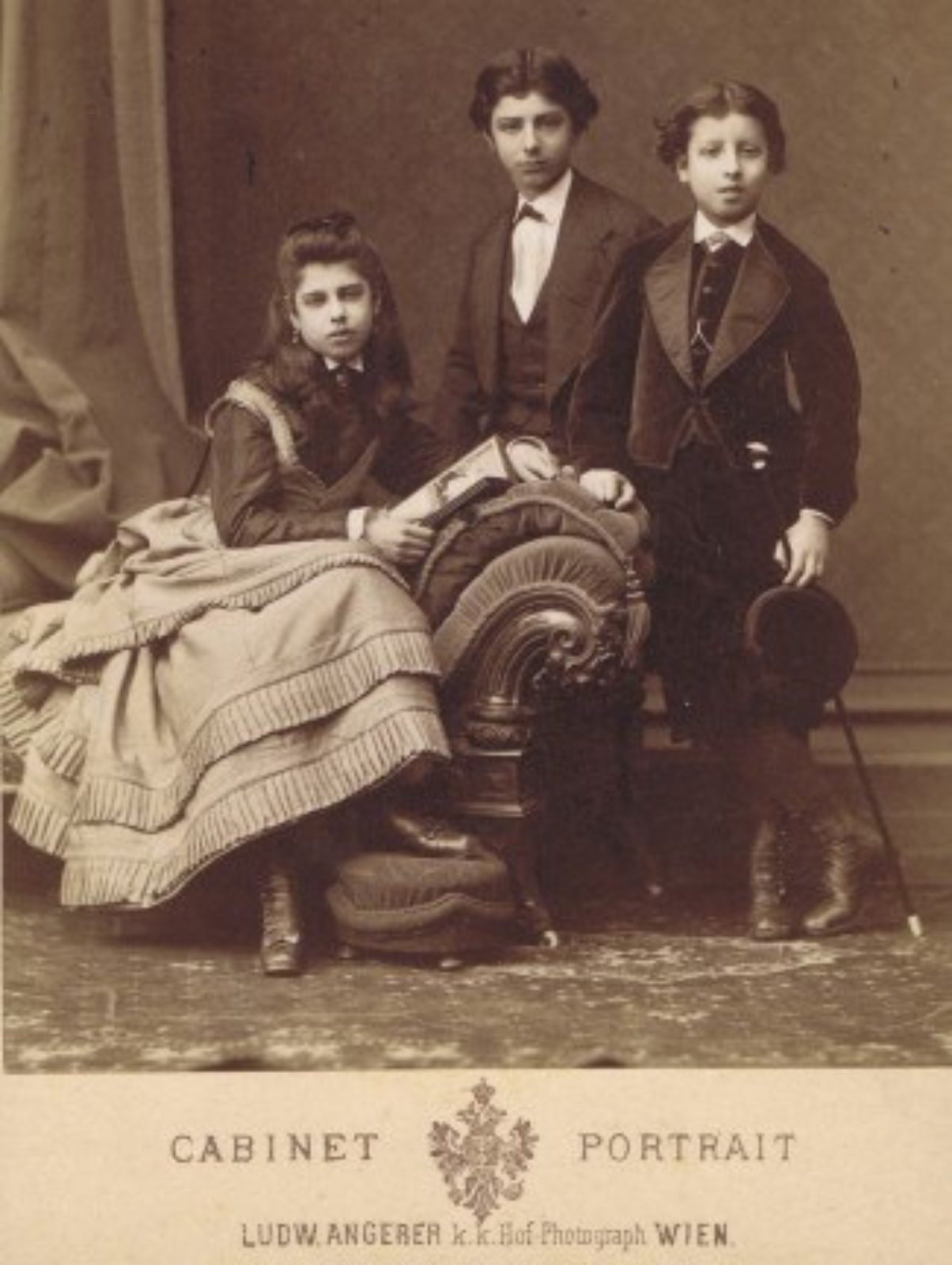 40 Igances Children Book Gallery Portrait